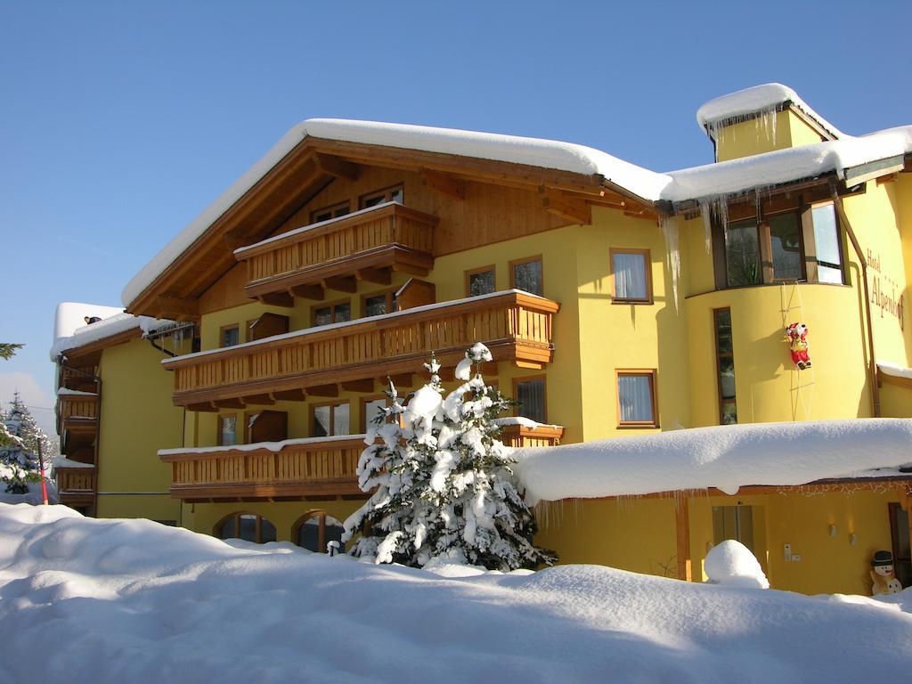 Alpenhof Brixen Hotel Brixen im Thale Exterior photo